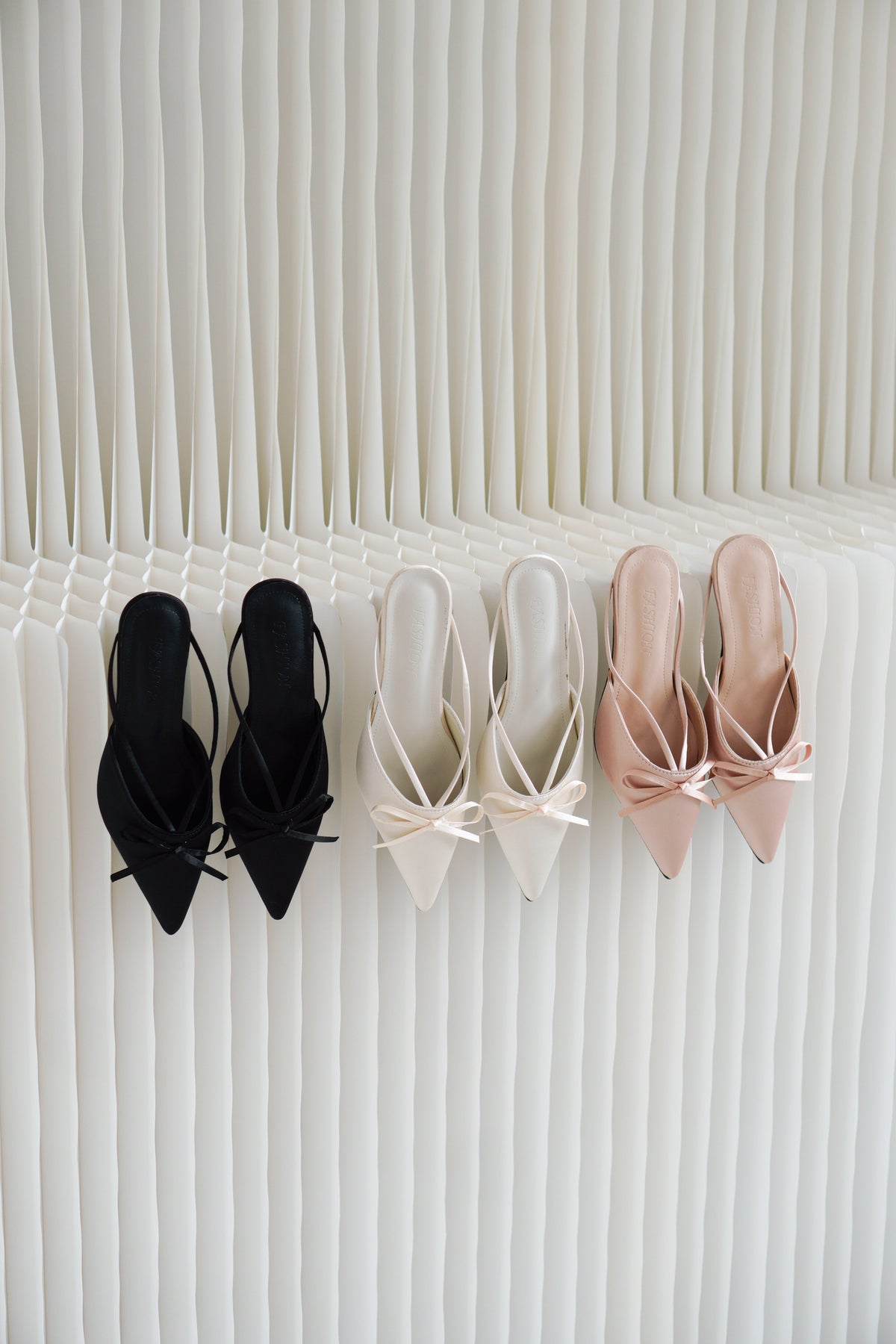 Maison Ribbon Kitten Heels in Cream