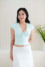 Siekka V Neck Padded Lace Ribbon Short Sleeves Top in Blue