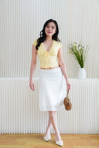Siekka V Neck Padded Lace Ribbon Short Sleeves Top in Yellow