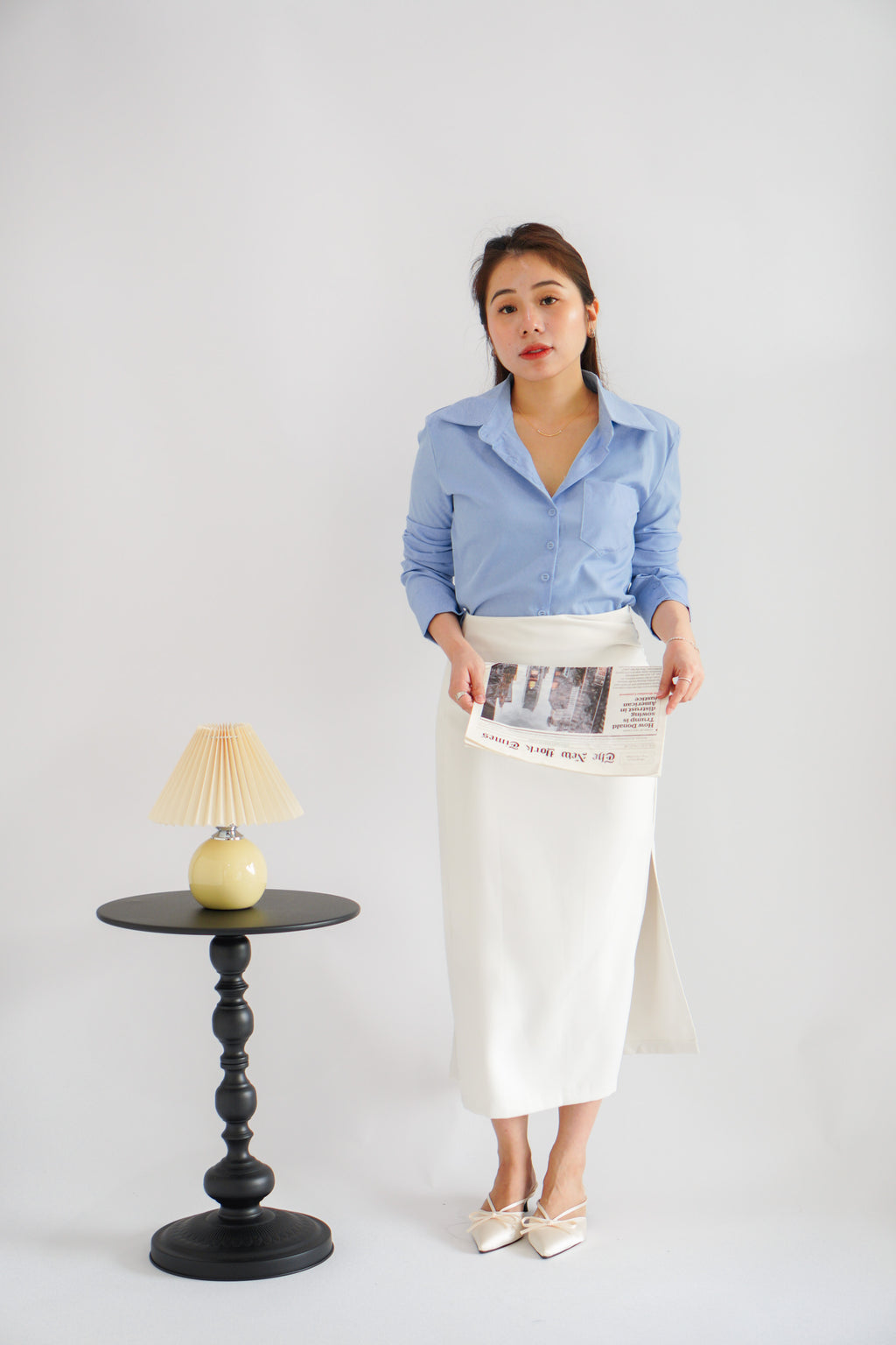 Shiga Cropped Collar Button Down Top in Blue