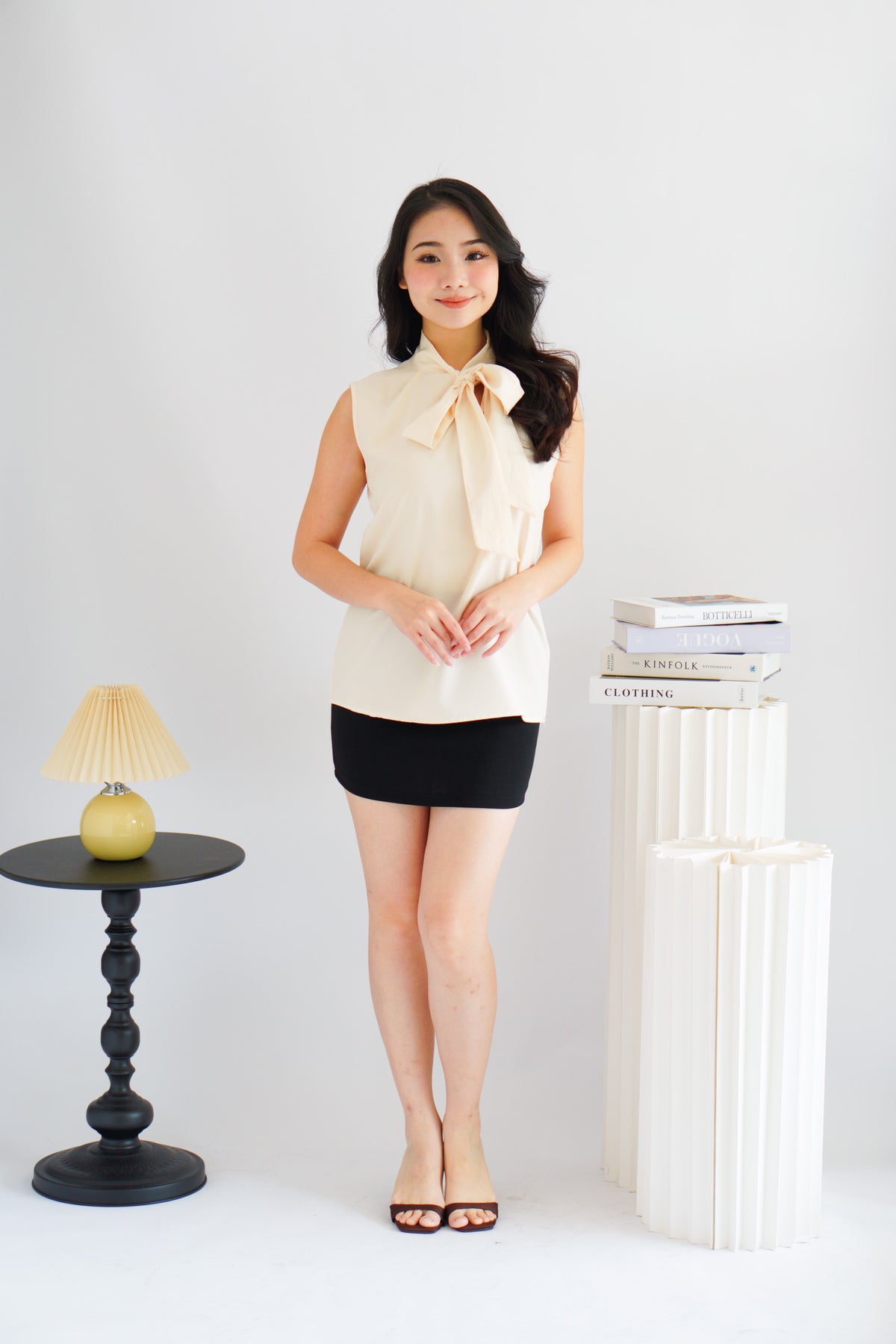 Rinda Sleeveless Bow Tie Top in Beige