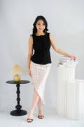 Marlianne Sleeveless Button Down Top in Black