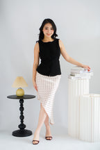 Marlianne Sleeveless Button Down Top in Black
