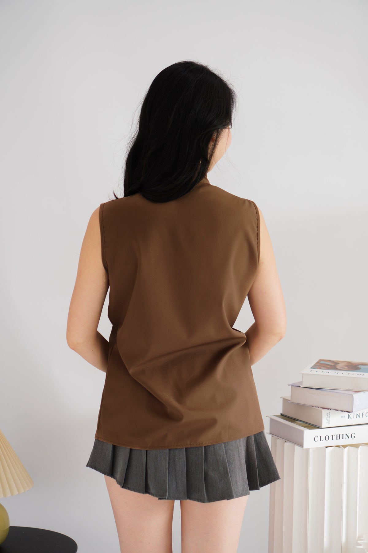 Rinda Sleeveless Bow Tie Top in Brown