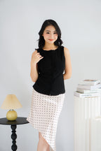 Marlianne Sleeveless Button Down Top in Black
