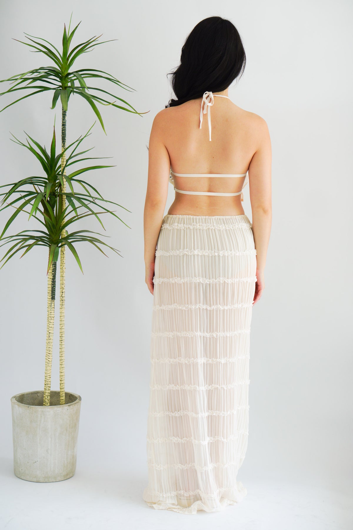 (COVER UP) Sun Dance Halter Neck Textured 2 Piece Set in Cream
