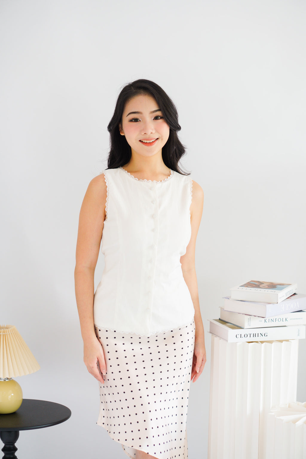 Marlianne Sleeveless Button Down Top in White