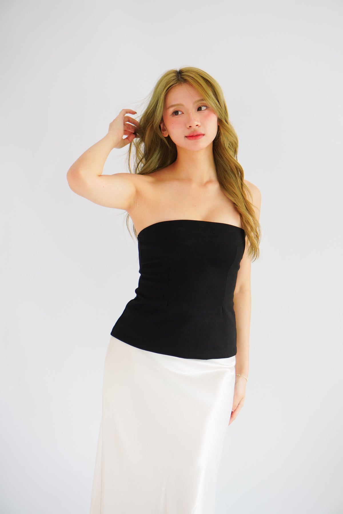 Thea Corset Tube Top in Black