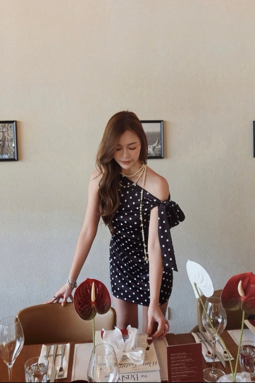 Miuzy Dress in Black - As Seen On @jensning