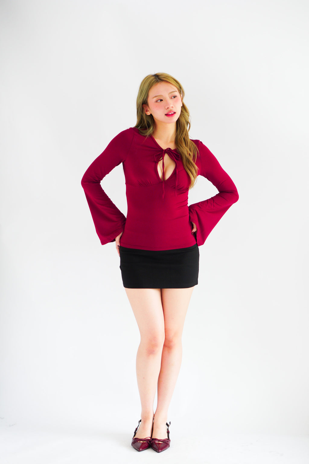 Veya Front Tie Cutout Long Sleeve Top in Maroon