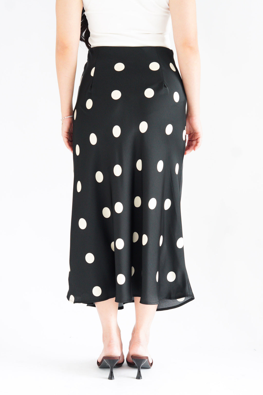 Savi Midi Skirt with Large Polkadot in Black