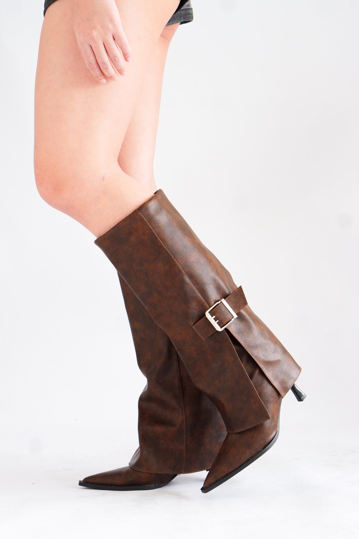 Edga Knee High Boots in Brown