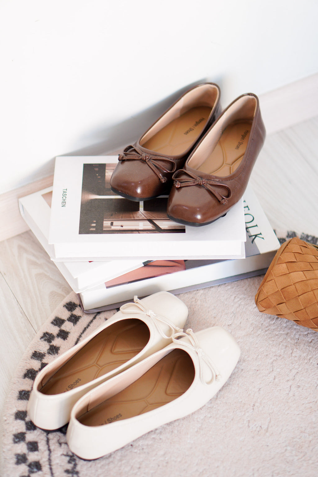 Lura Ballet Flats
