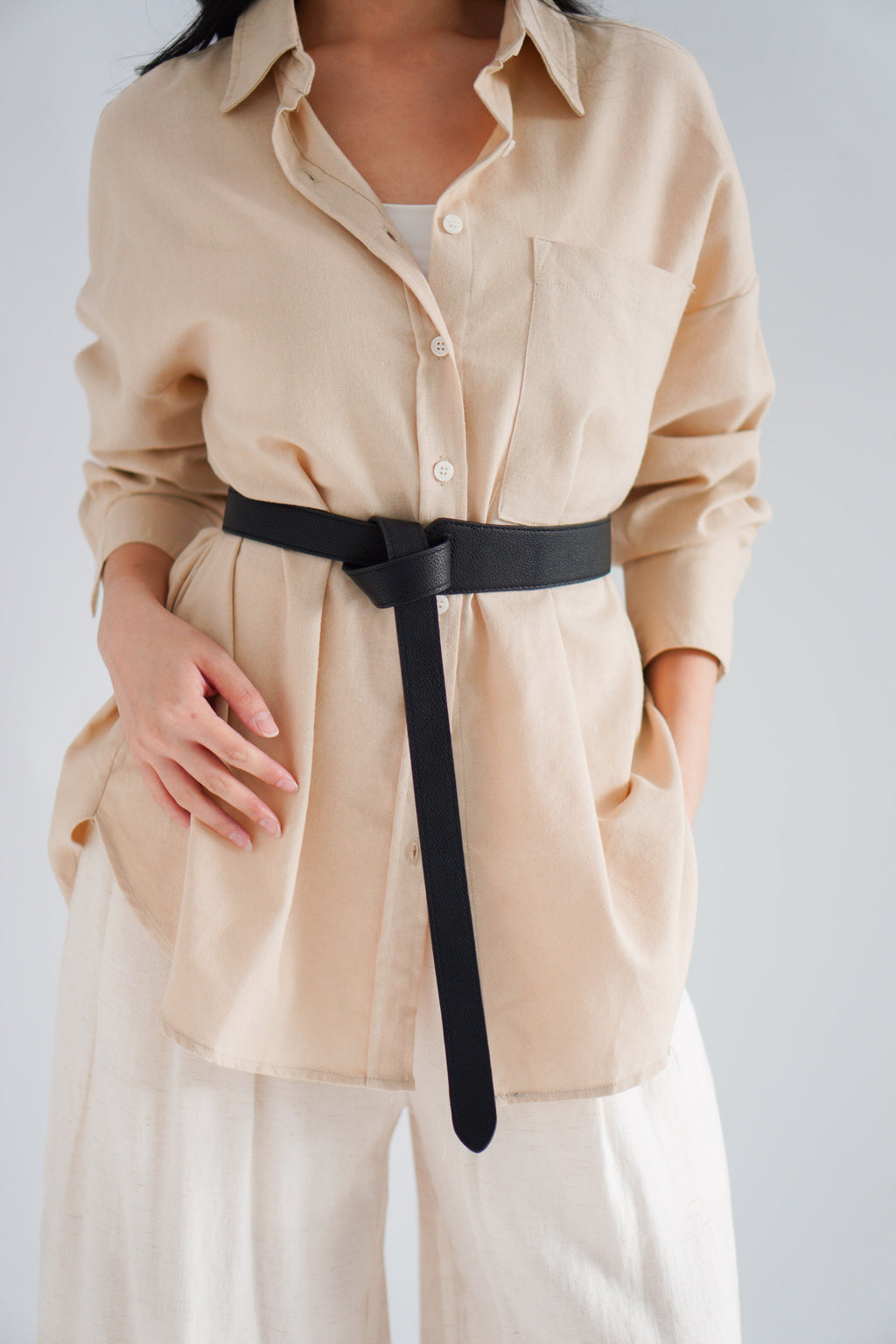 Twist Waist Belt in Black
