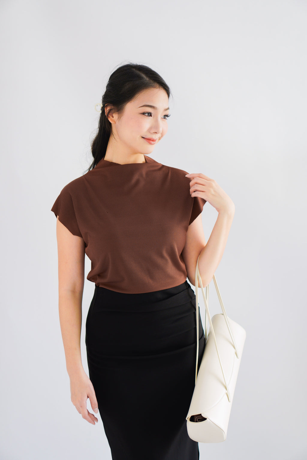 Finny High Neck Top in Brown
