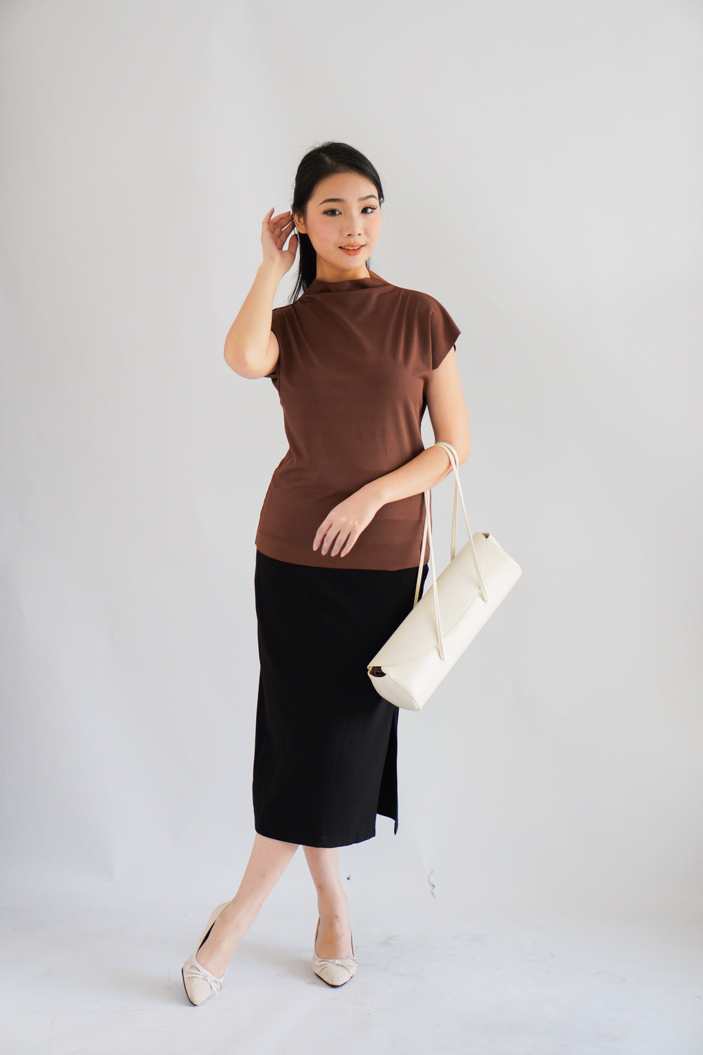 Finny High Neck Top in Brown