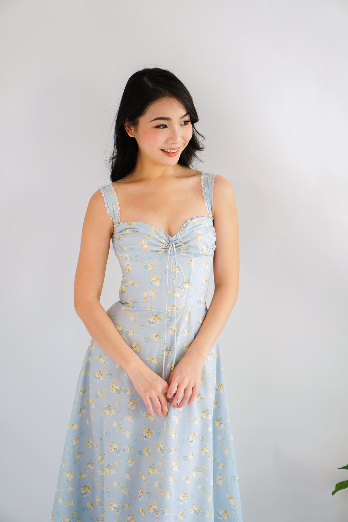 Amelie Floral Lace Maxi A-Line Dress in Blue