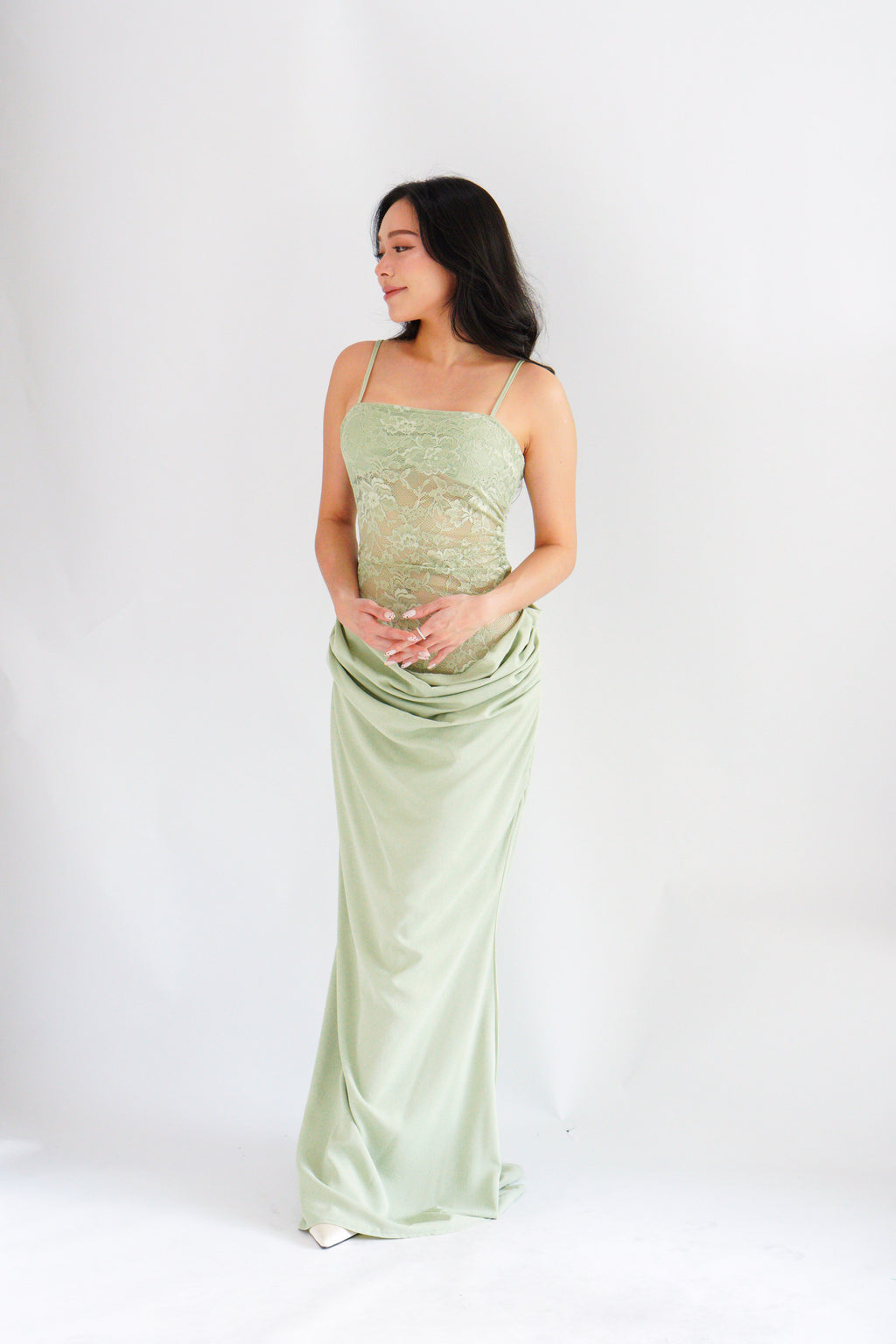 Cloveria Lace Ruched Waist Maxi Dress in Green