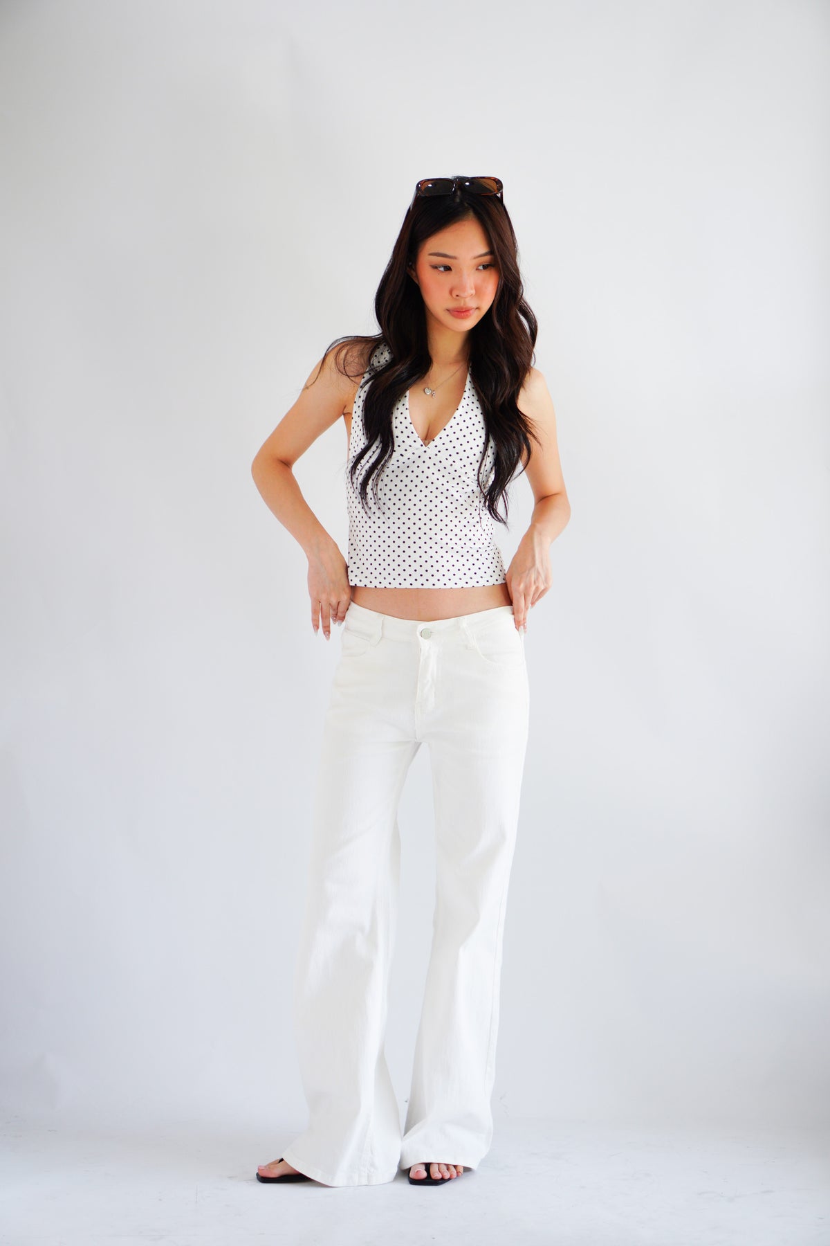 Mia Low Waist Wide Legged Jeans in White