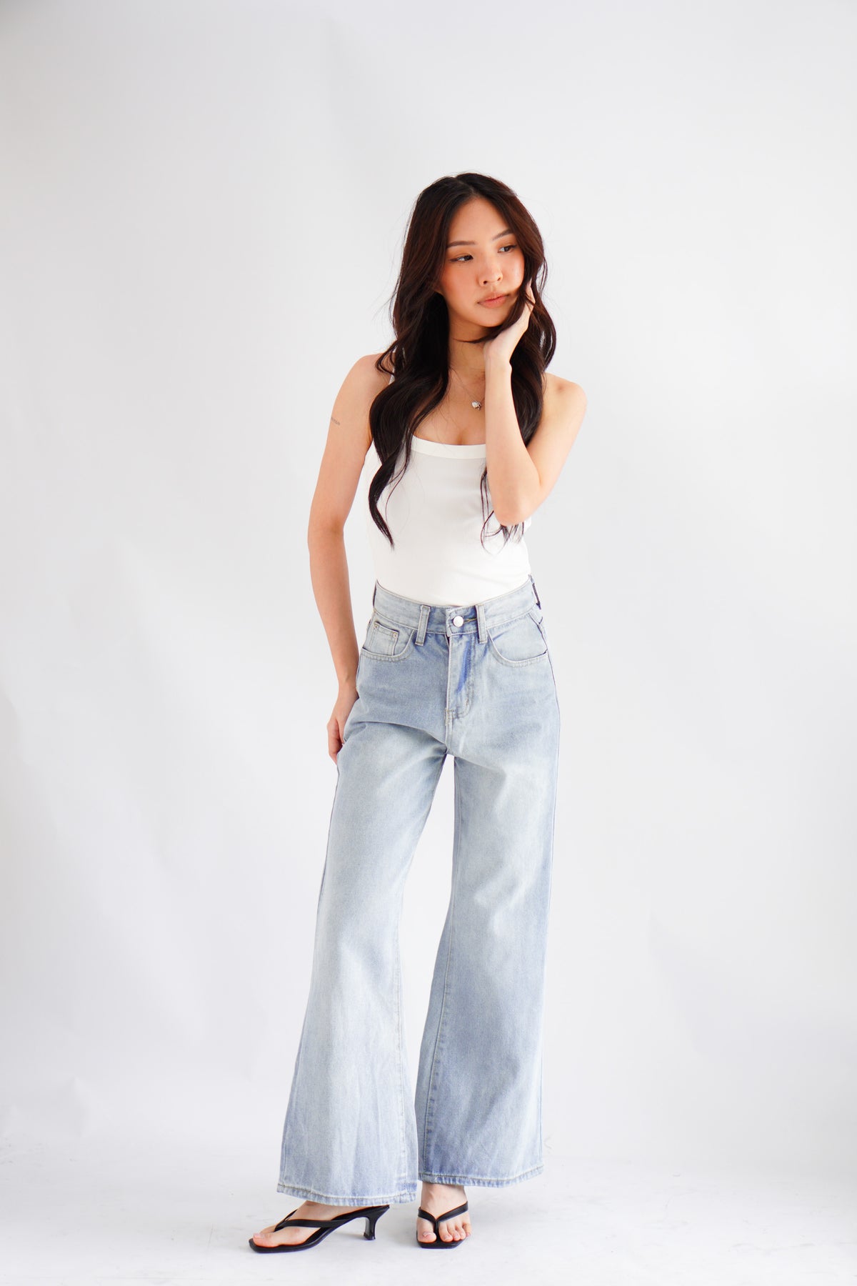 Kai Wide Legged High Waisted Jeans in Light Blue