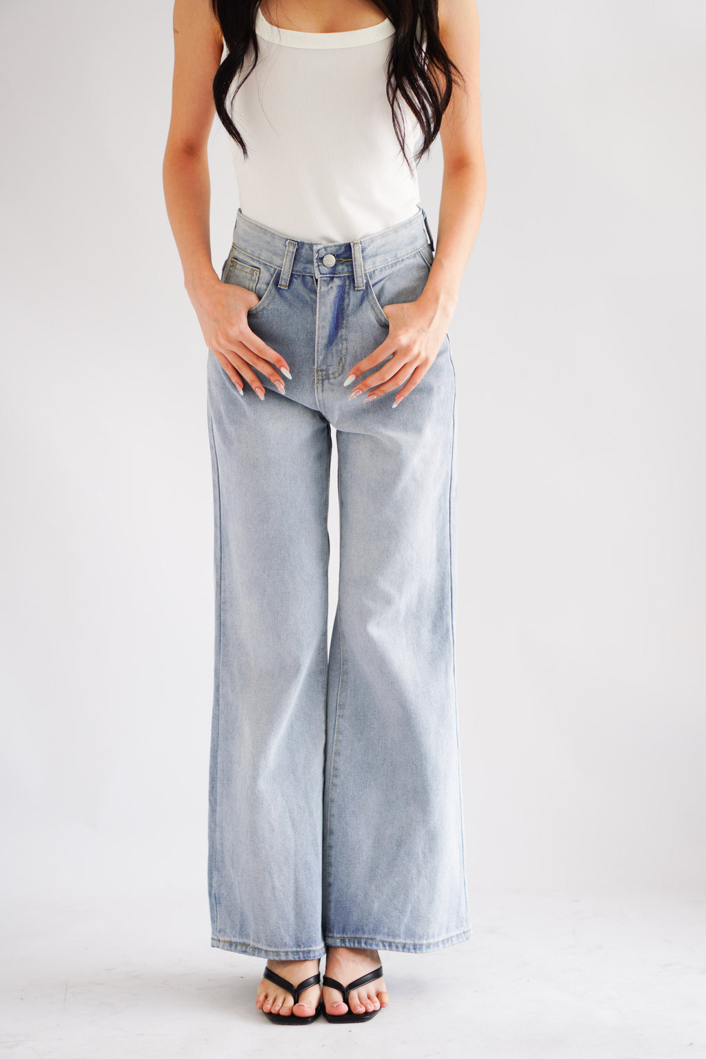 Kai Wide Legged High Waisted Jeans in Light Blue