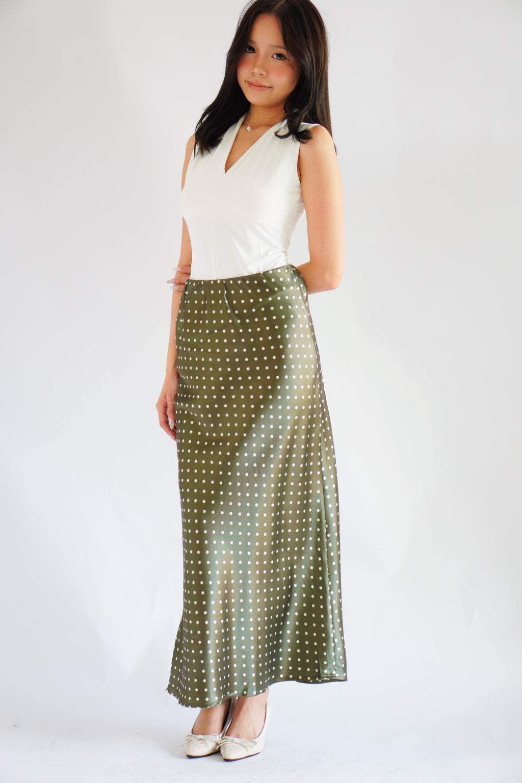 Nerami Polkadot Satin Skirt in Green