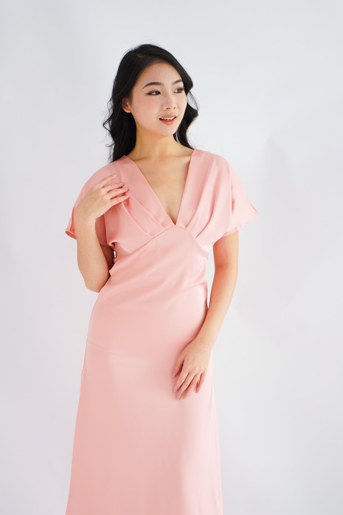 Ophie Deep V Satin Maxi Dress in Pink