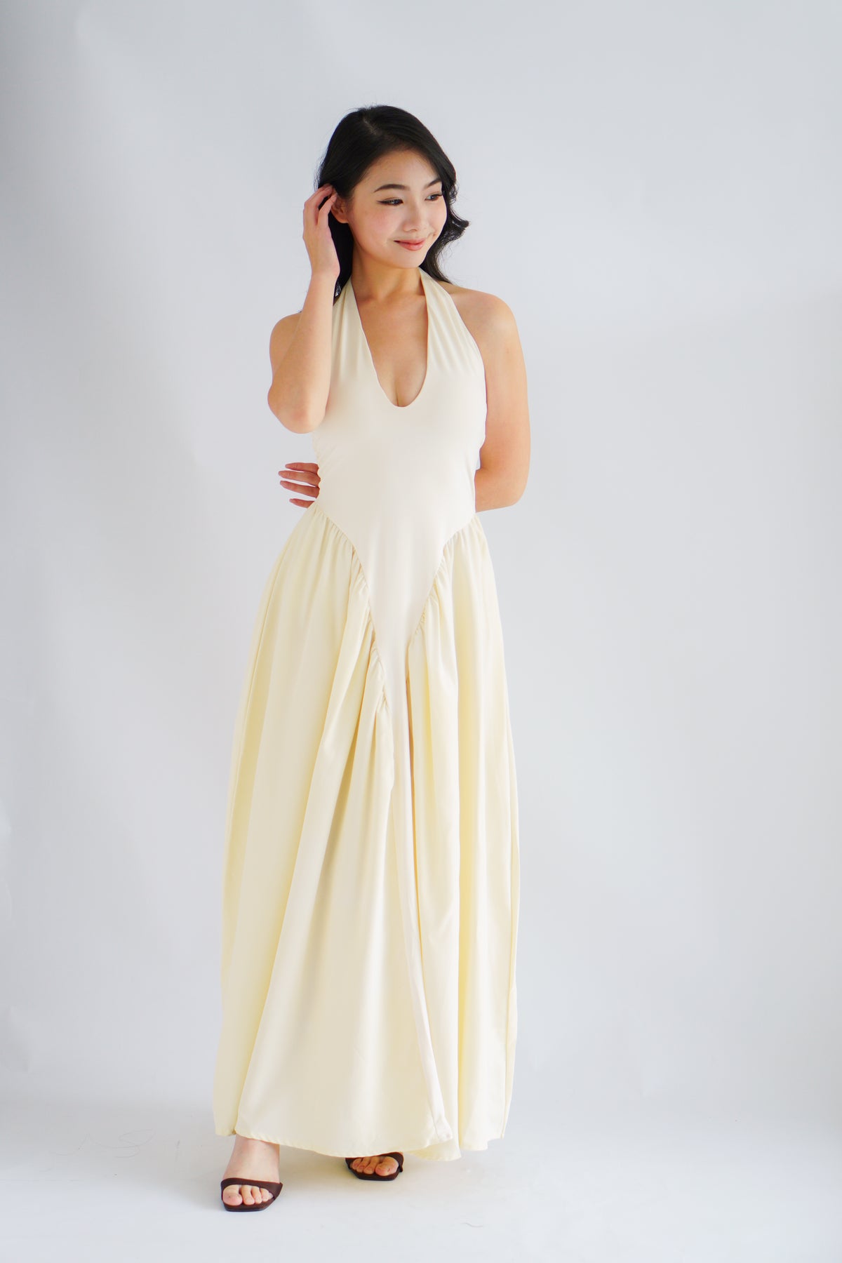 Adelaide Self Tied Halter Neck V Neck Maxi Dress in Cream