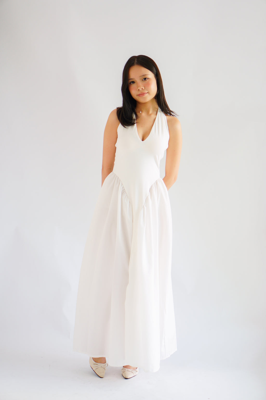 Adelaide Self Tied Halter Neck V Neck Maxi Dress in White