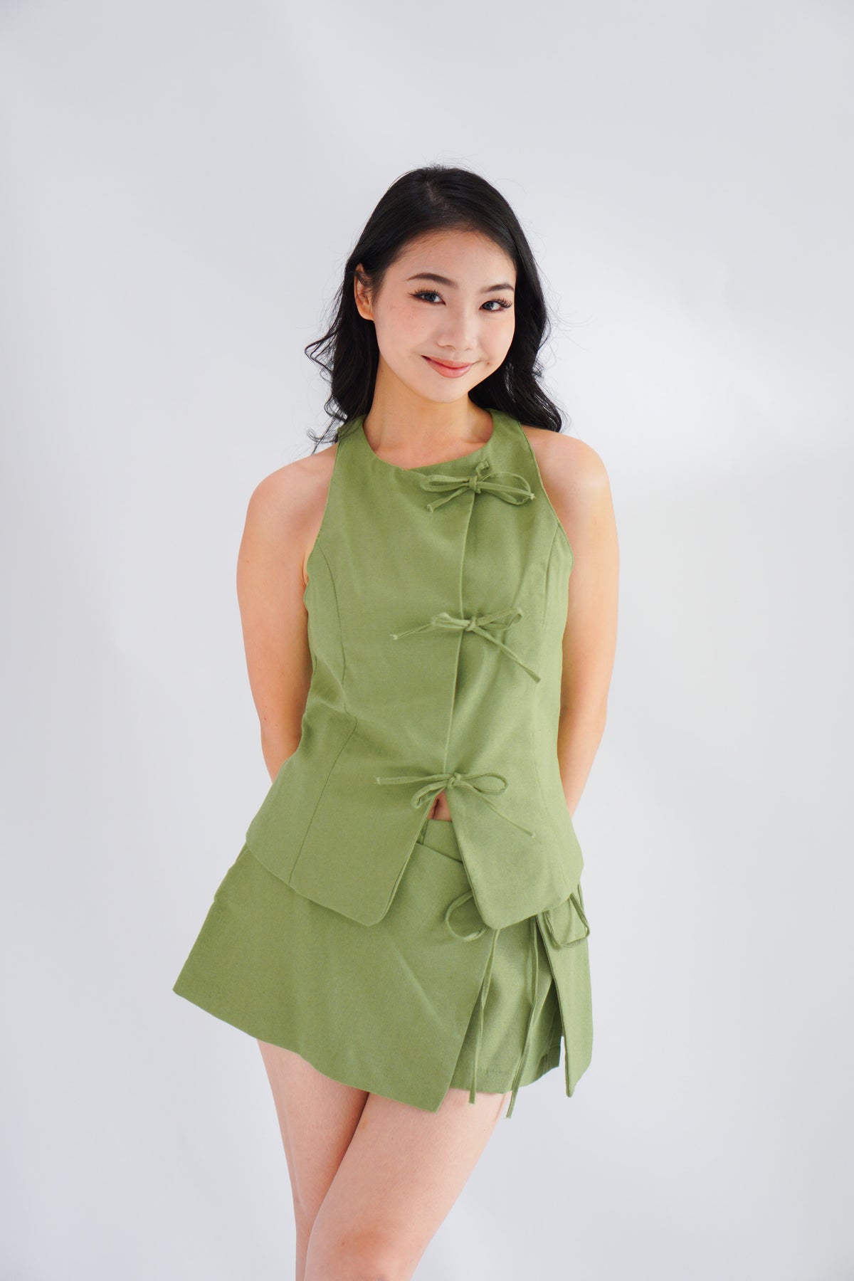 Miss Pistachio Mini Linen Low Waist Skort in Green