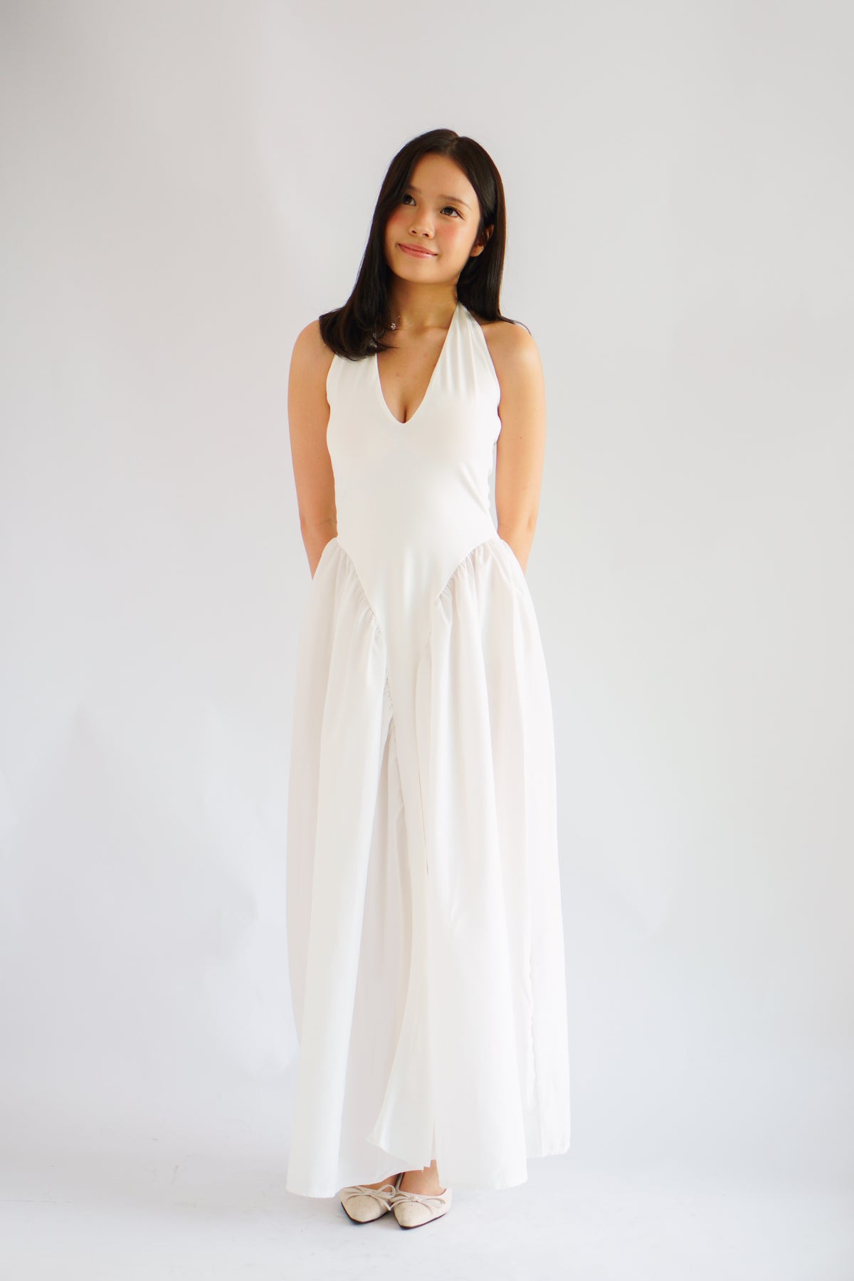 Adelaide Self Tied Halter Neck V Neck Maxi Dress in White