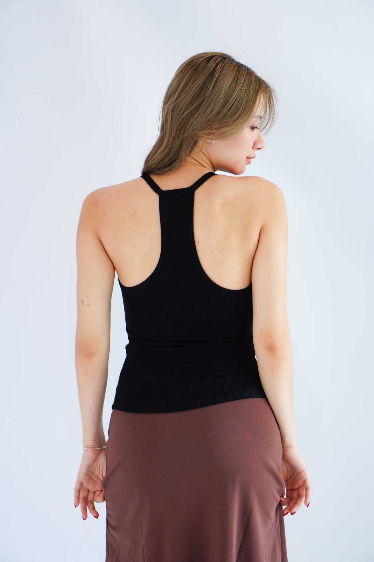 Esme Basic V Neck Camisole Top in Black