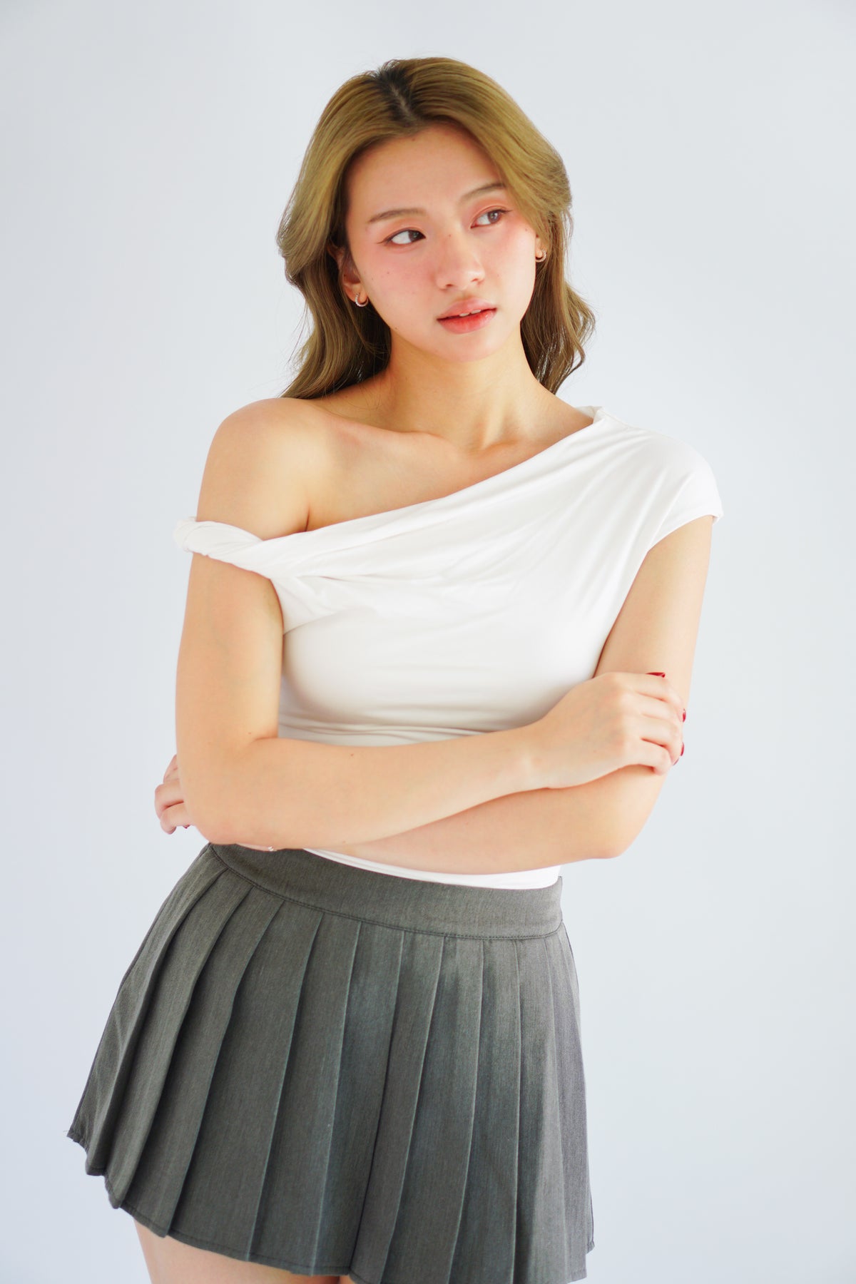 Maddy Pleated Mini Skirt in Grey