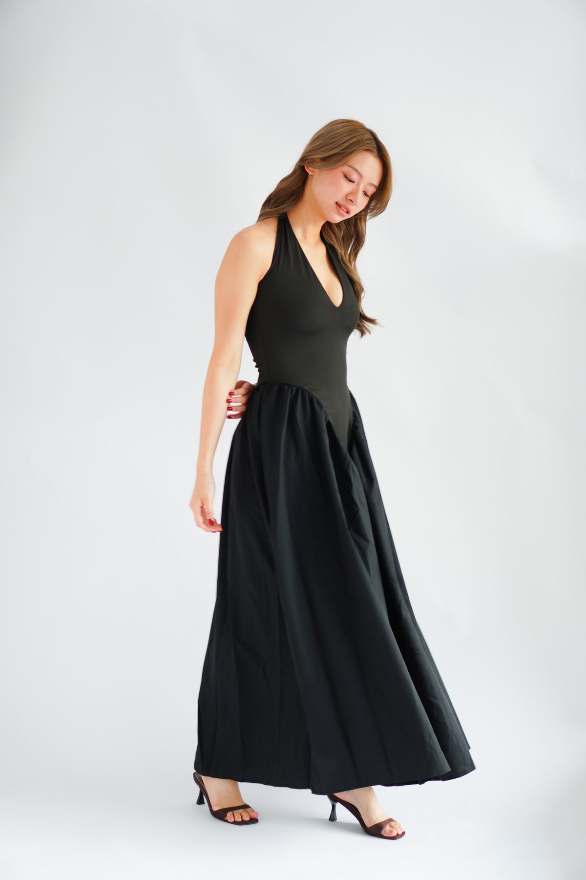 Adelaide Self Tied Halter Neck V Neck Maxi Dress in Black