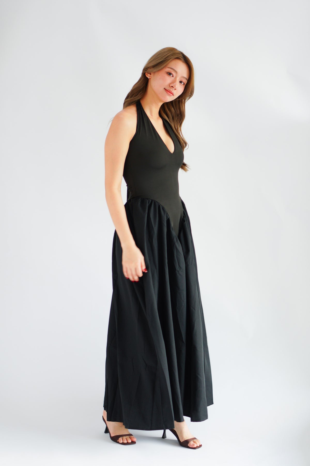 Adelaide Self Tied Halter Neck V Neck Maxi Dress in Black