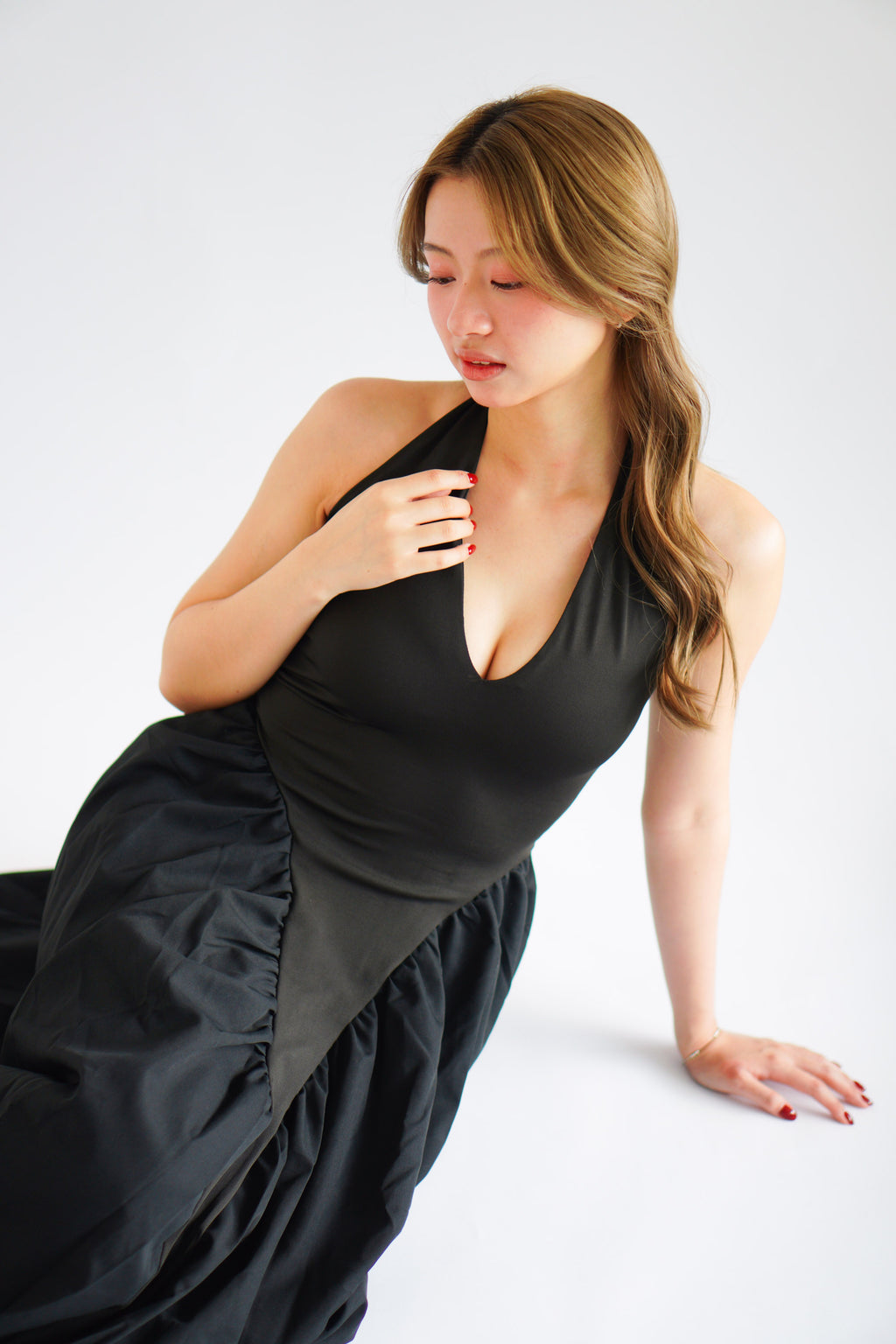 Adelaide Self Tied Halter Neck V Neck Maxi Dress in Black