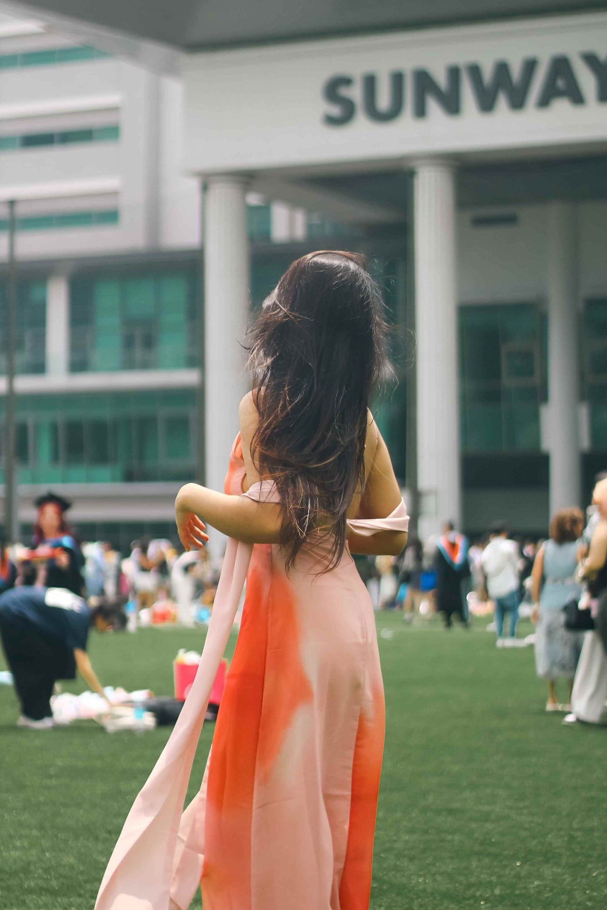 Roanne Dress - As Seen On @keshigajessielyn
