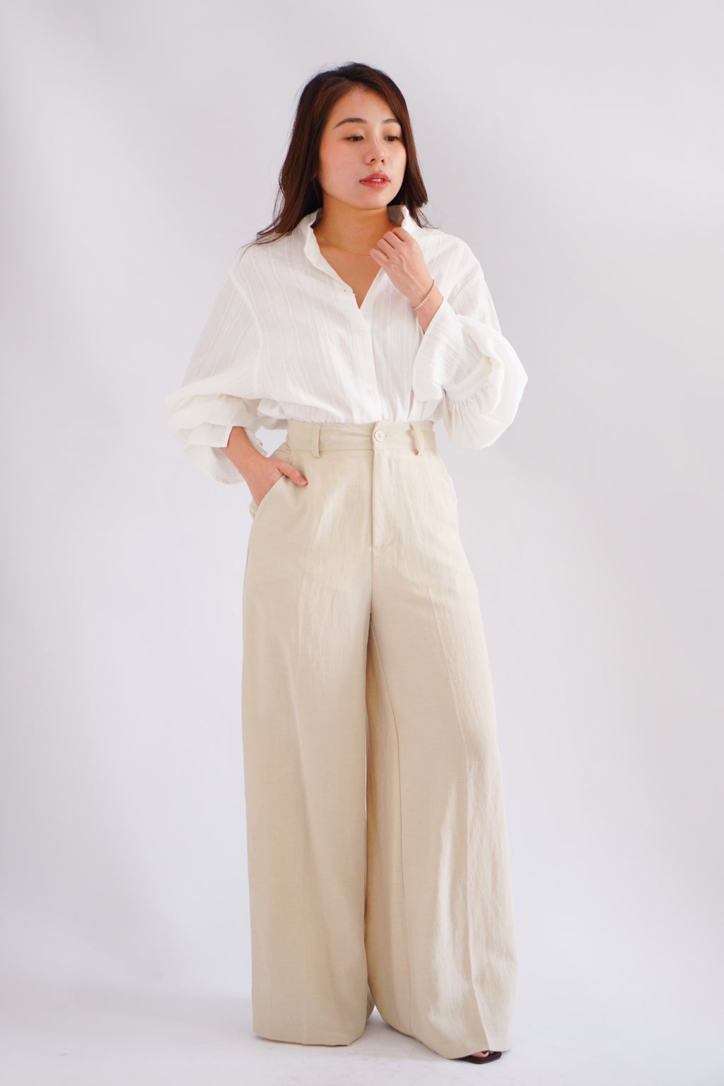 Cassia Lantern Sleeves Button Down Top in White