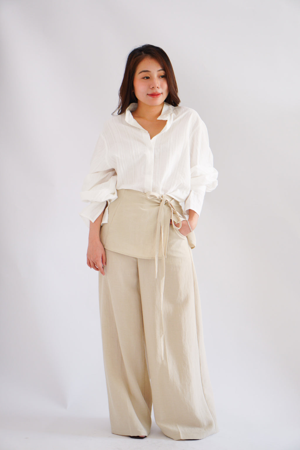 Cassia Lantern Sleeves Button Down Top in White