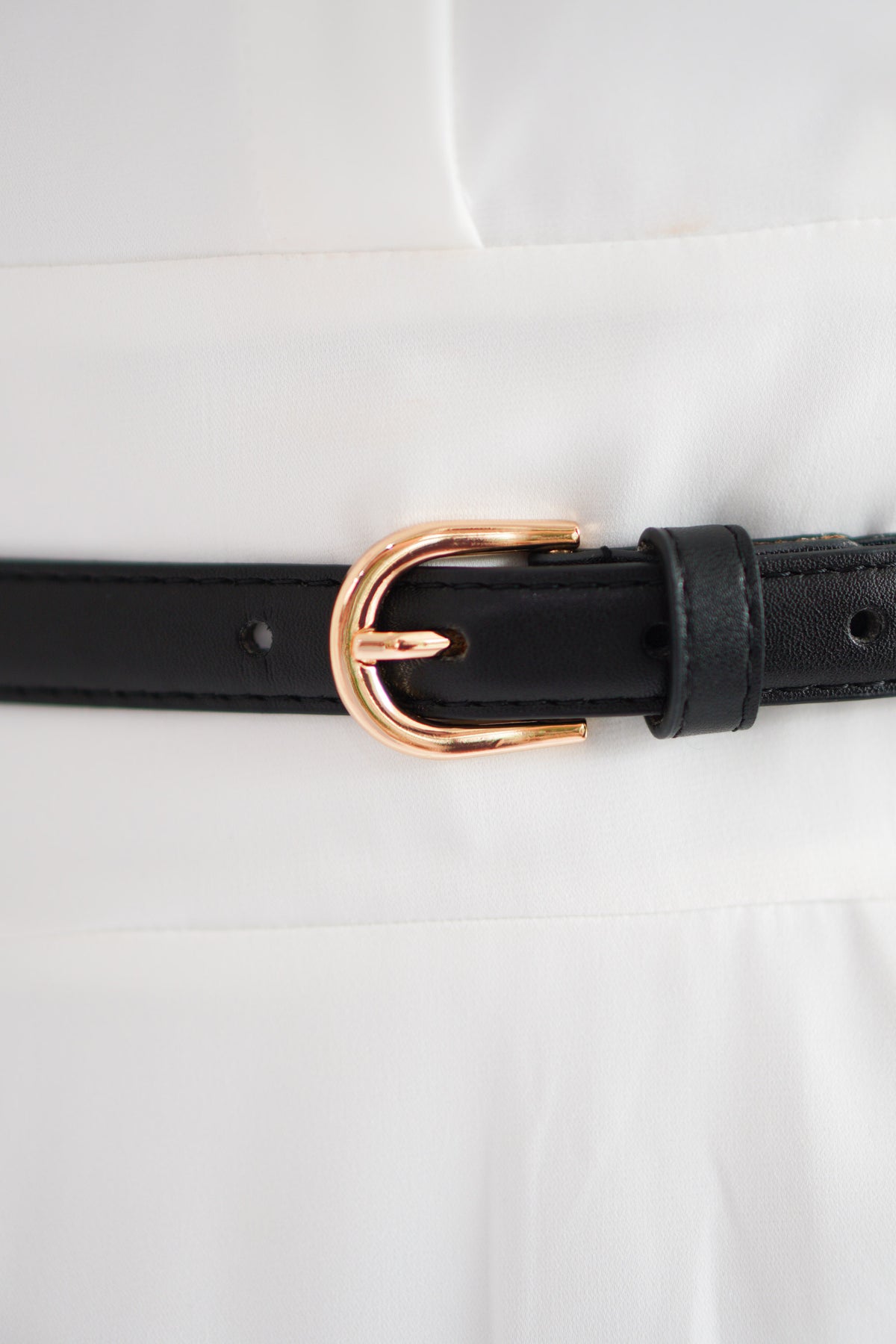 D Buckle Belt in Black