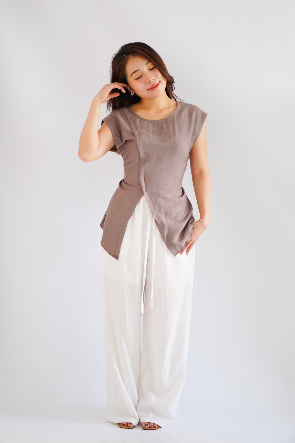 Floraine 2 Way Self Tied Waist Linen Top in Khaki