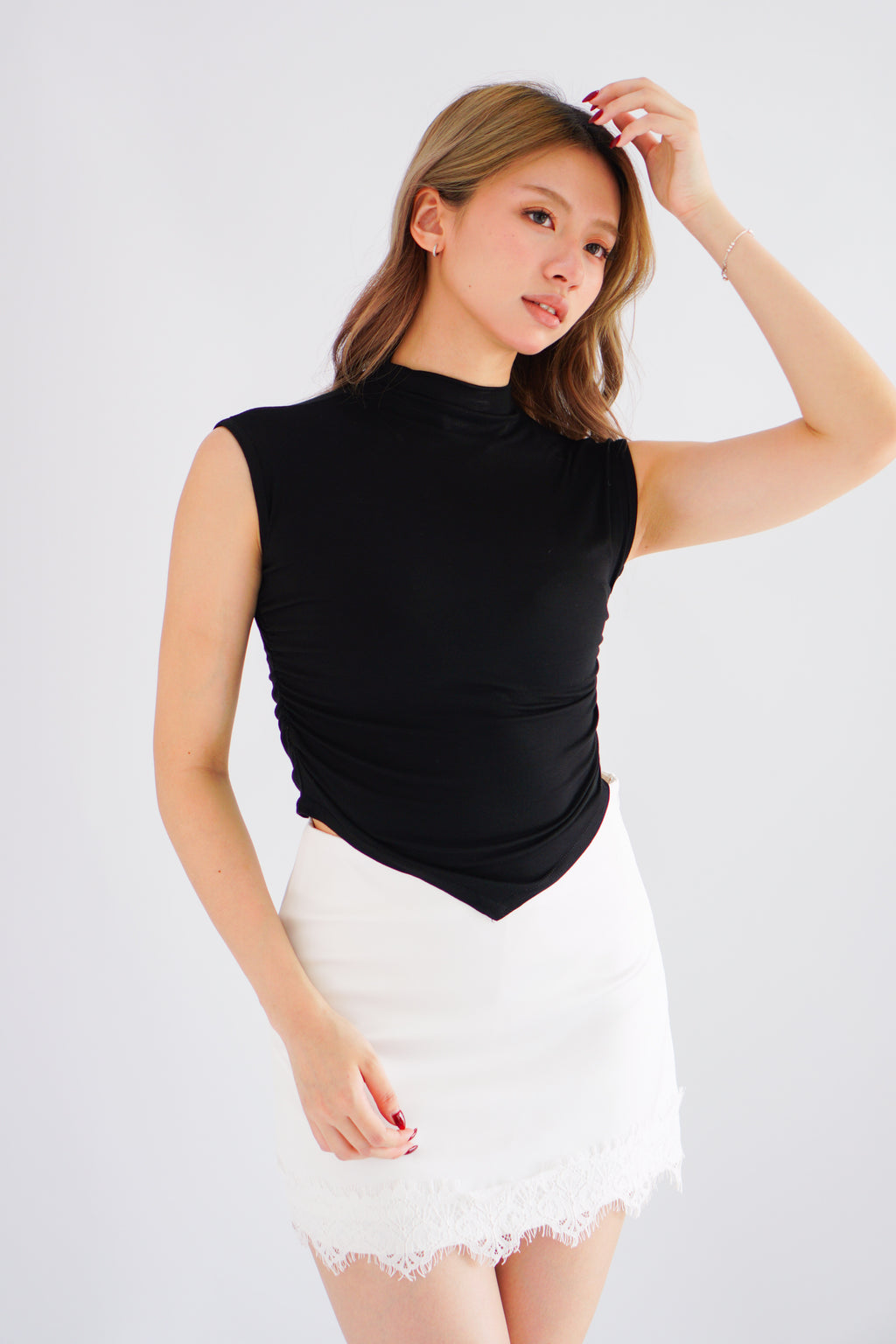 Mavera Mini Skirt with Lace in White