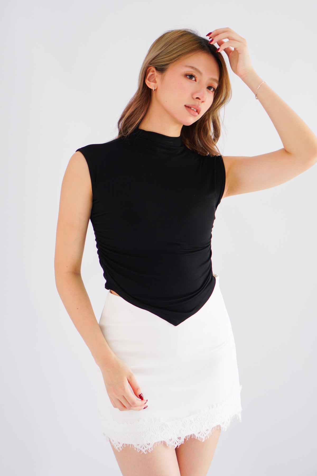 Mavera Mini Skirt with Lace in White