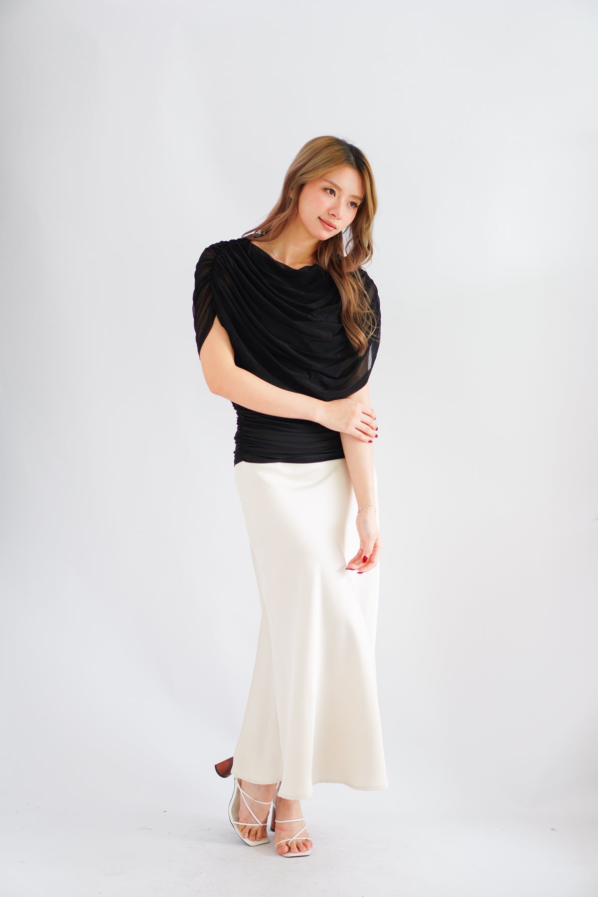 Rhea Mesh Cape Top in Black