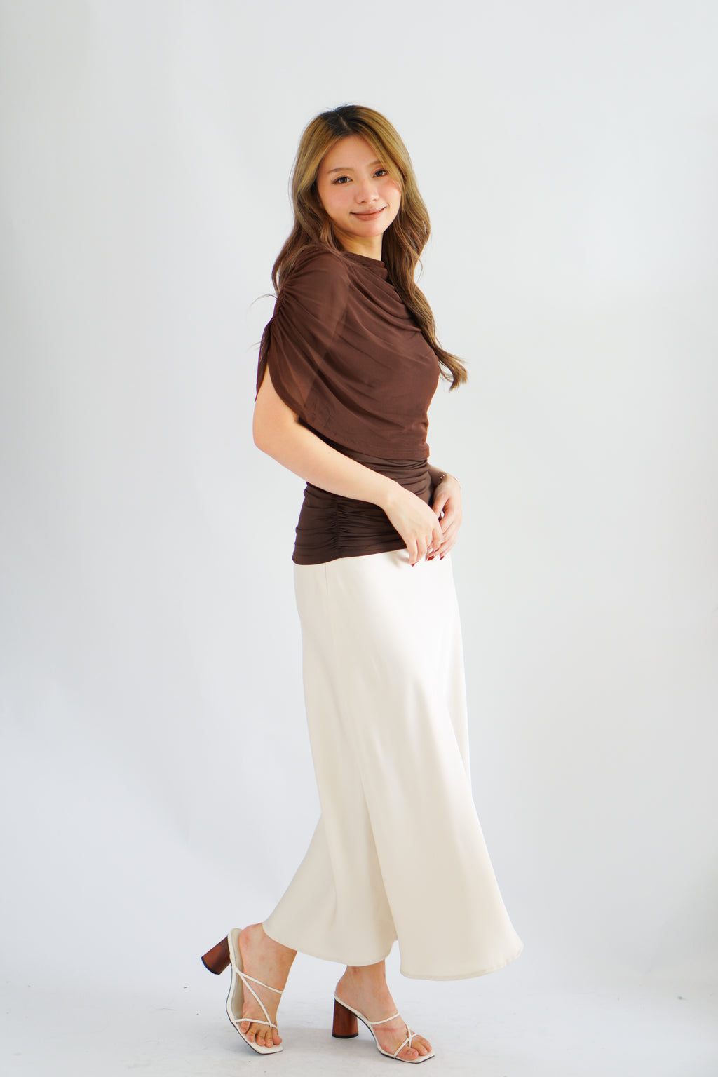 Rhea Mesh Cape Top in Brown