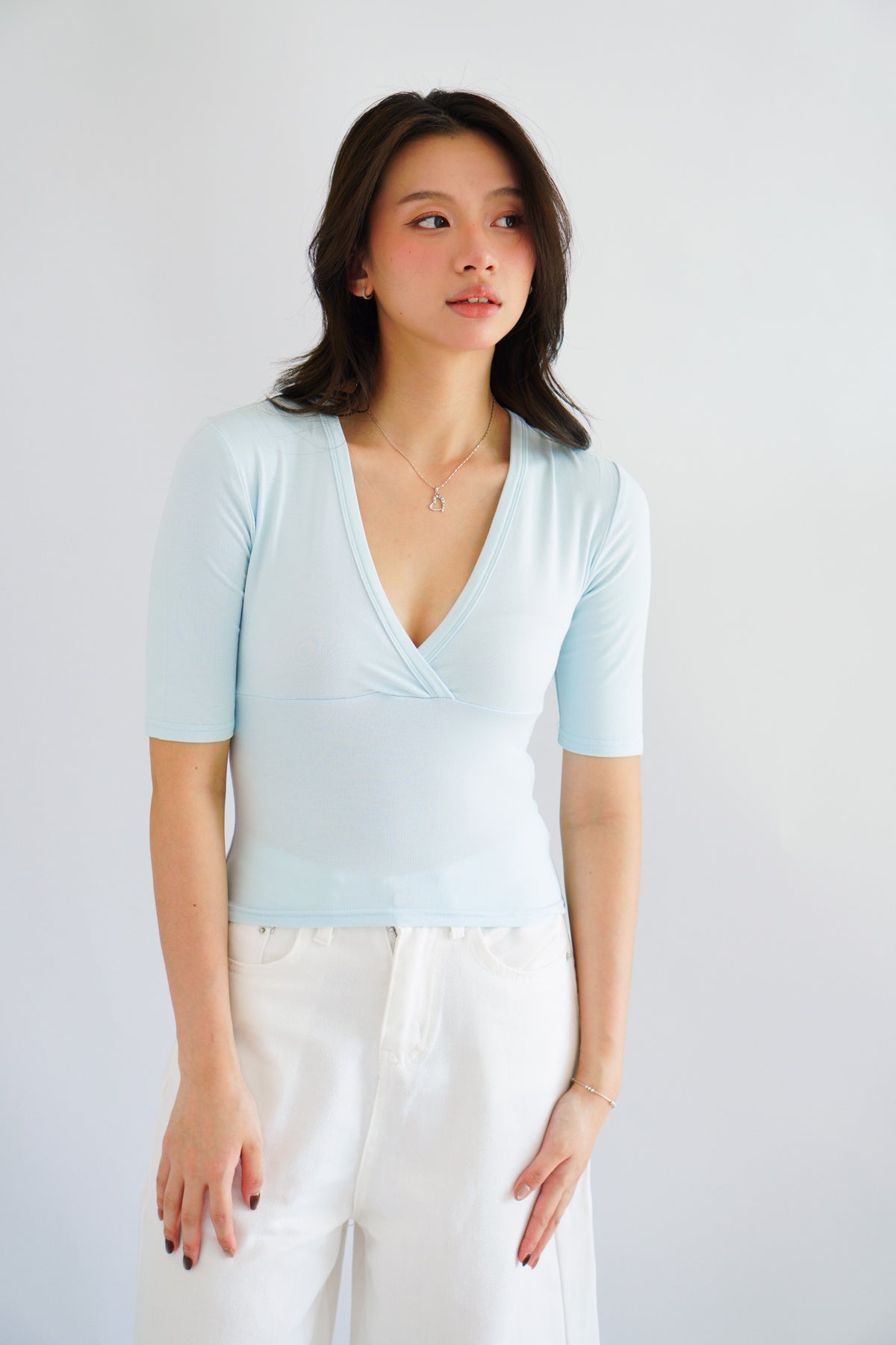 Jeanna V Neck Mid Sleeve Top in Blue