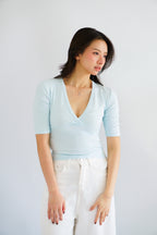 Jeanna V Neck Mid Sleeve Top in Blue