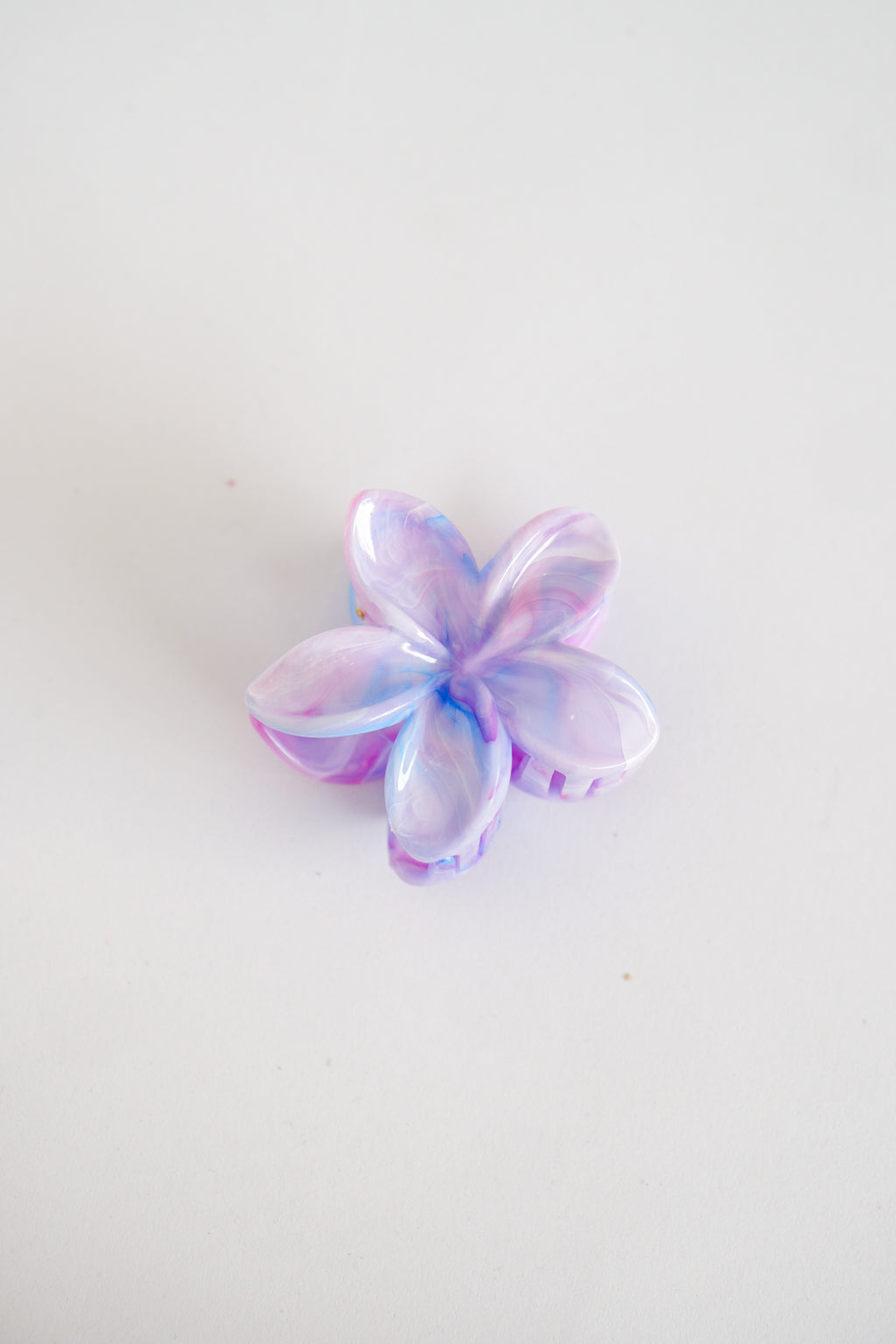 Caicos Flower Clip in Purple