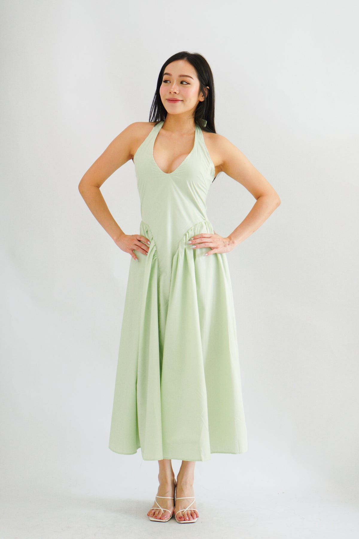 Melbourne Self Tied Halter Neck V Neck Maxi Dress in Green