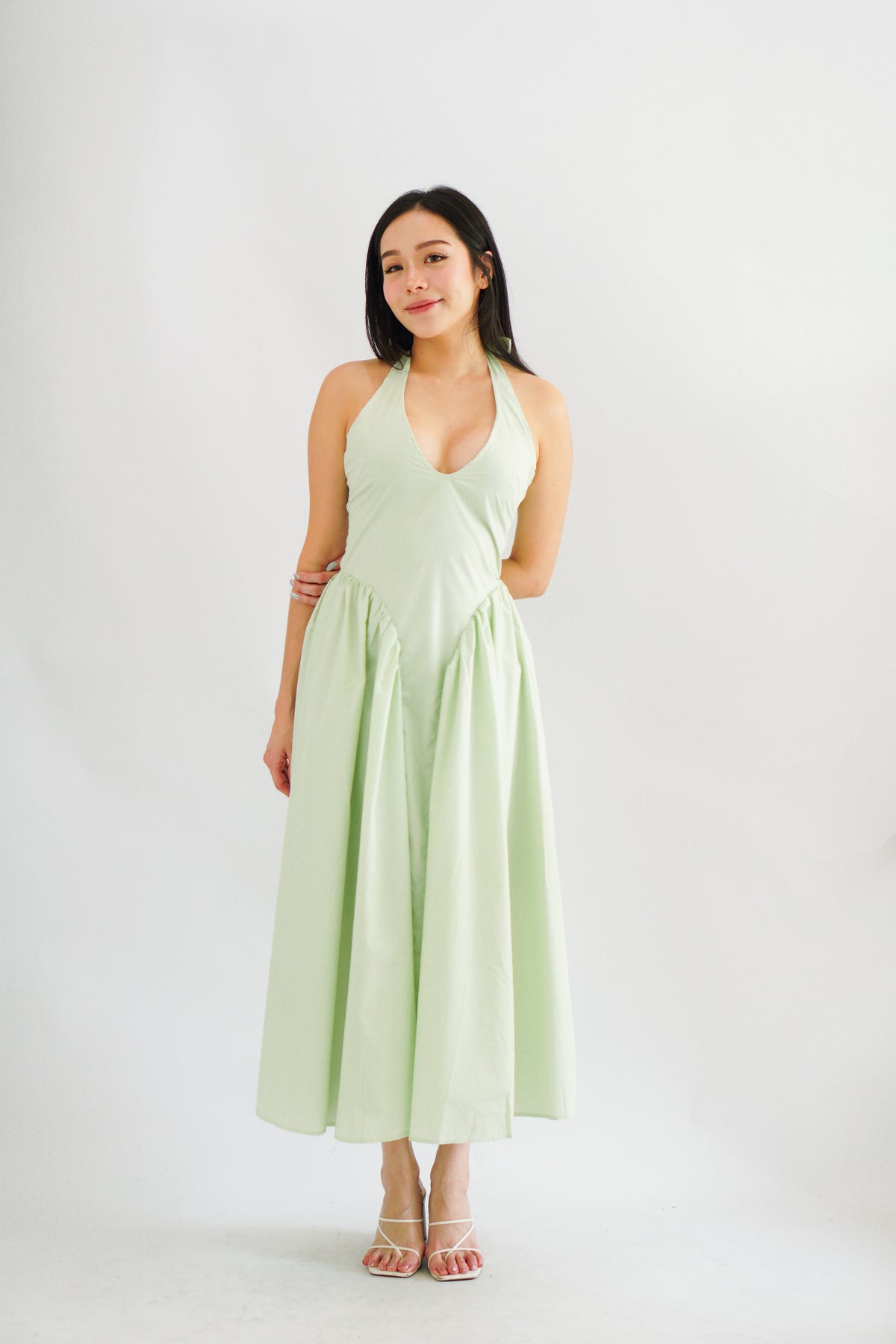 Melbourne Self Tied Halter Neck V Neck Maxi Dress in Green